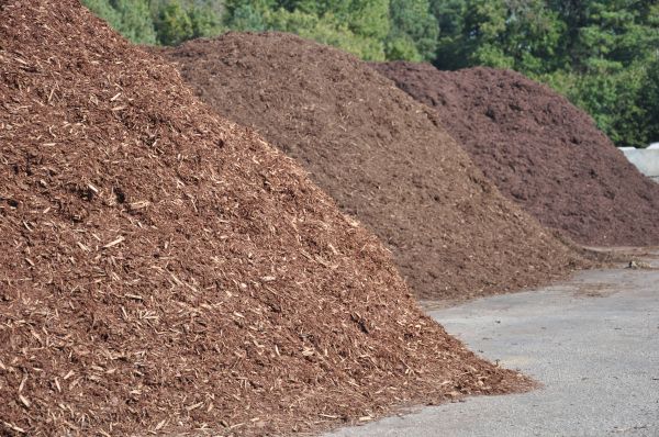 Brown Mulch Delivery in Prior Lake