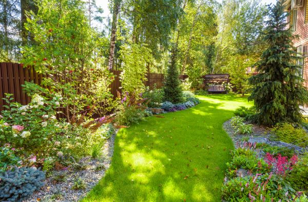 Monthly Garden Maintenance in Prior Lake