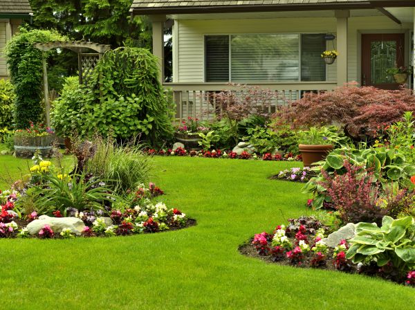 Flower Garden Planting in Prior Lake