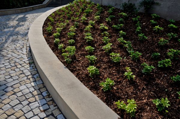 Commercial Mulching in Prior Lake